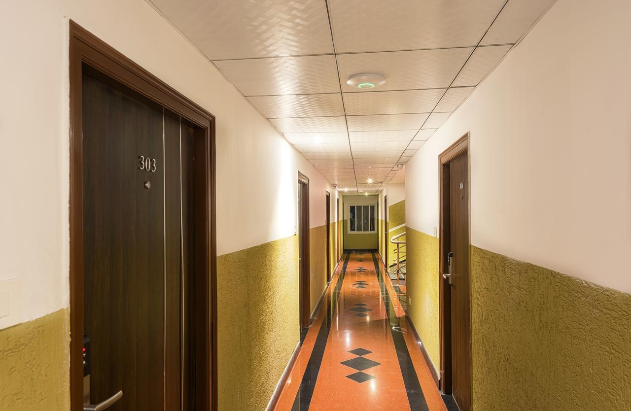 Treebo Empire Hotel Vijayawāda Exterior photo