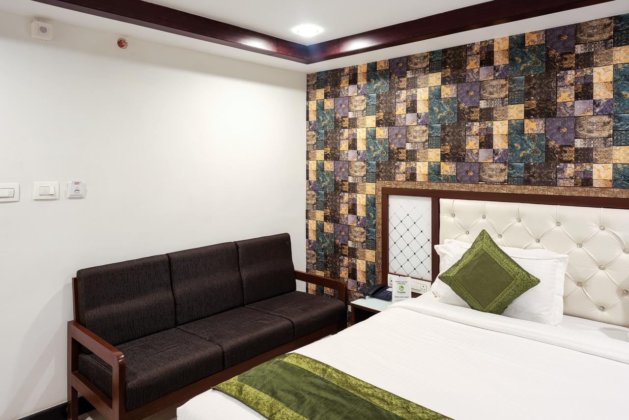 Treebo Empire Hotel Vijayawāda Exterior photo